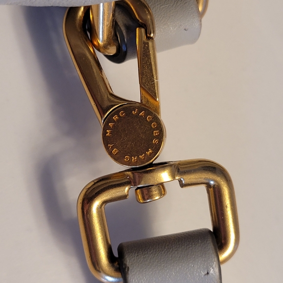 MARC By Marc Jacobs Leather Dual Zipper Shoulder / Hand Bag Gray - Picture 4 of 16